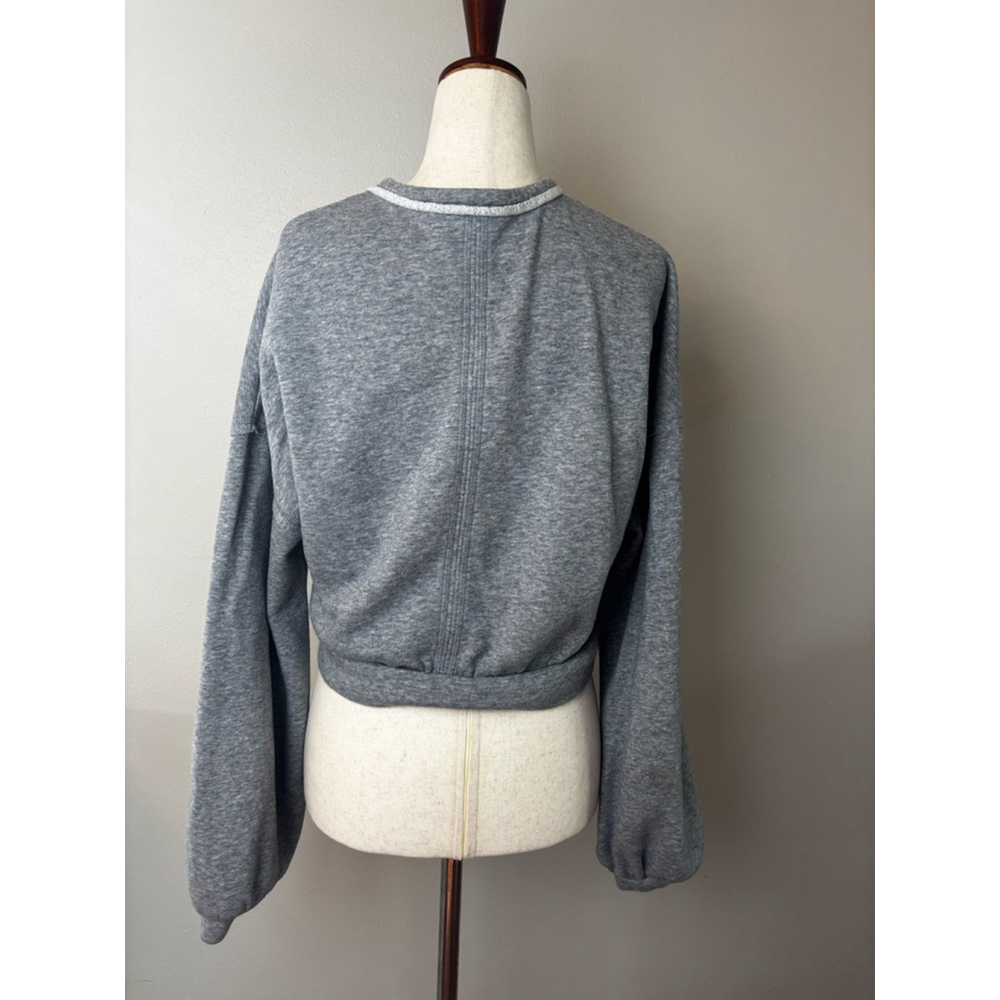 Arizona Jean Co. Gray Cropped Sweatshirt XS Newport crewneck casual preppy - Picture 3 of 4